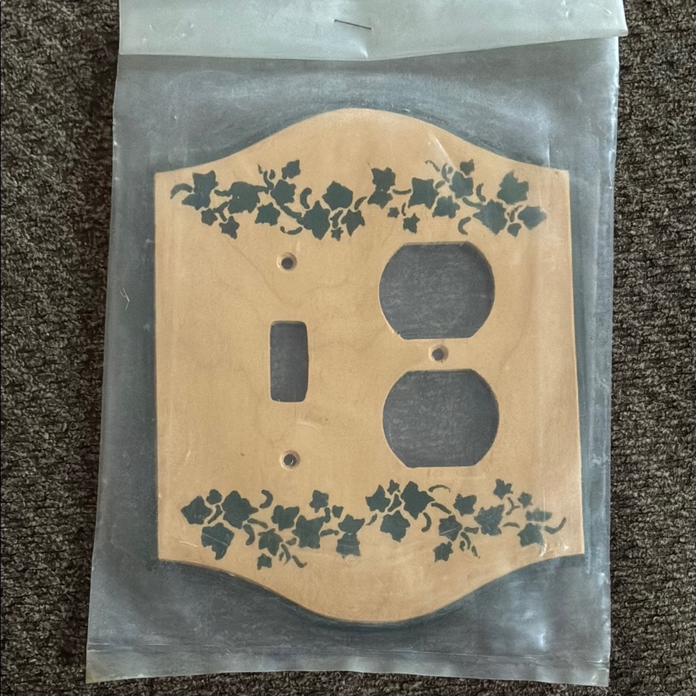 Rare Hand-Painted Wooden Light Switch & Outlet Cover - Green Ivy Motif
